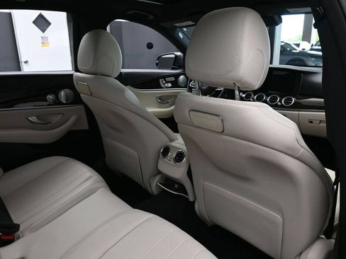 Used 2019 Mercedes-Benz E 300 image 43