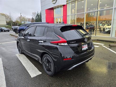 Used 2025 Nissan Leaf SV Plus image 9