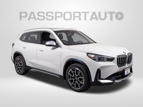 Used 2023 BMW X1 xDrive28i w/ Convenience Package AWD/4WD image 11