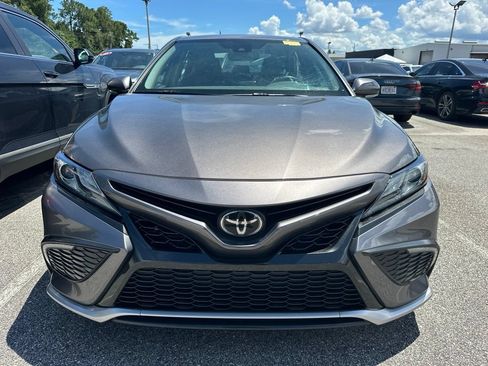 Used 2022 Toyota Camry XSE FWD image 2