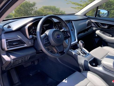 Used 2025 Subaru Outback Onyx Edition XT AWD/4WD image 16