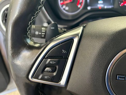 Used 2018 Chevrolet Camaro LT RWD image 42