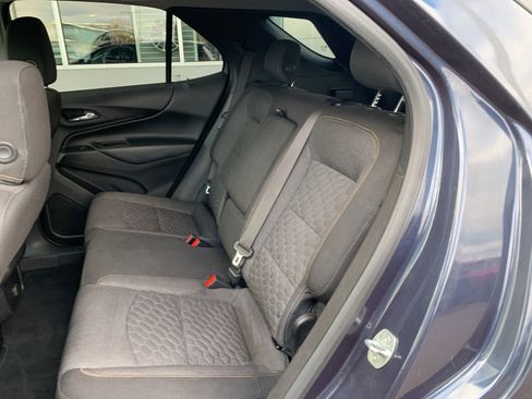 Used 2018 Chevrolet Equinox LT image 16