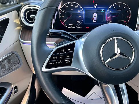 Certified 2025 Mercedes-Benz C 300 Sedan image 24