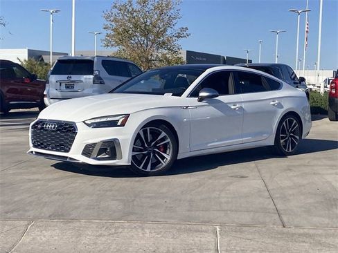 Used 2023 Audi S5 Premium Plus image 2