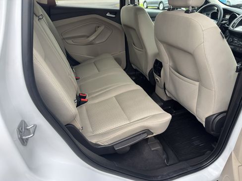 Used 2019 Ford Escape SE AWD/4WD image 14