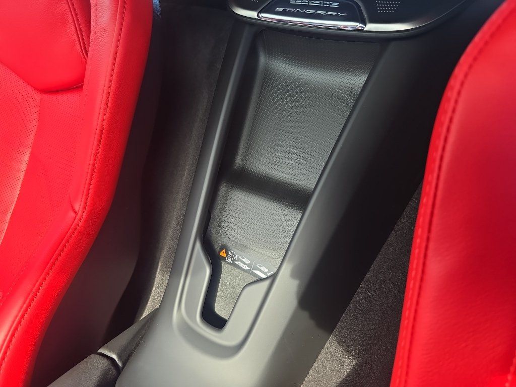 Used 2020 Chevrolet Corvette Stingray Preferred Cpe w/ 2LT Preferred Equipment Group RWD image 22