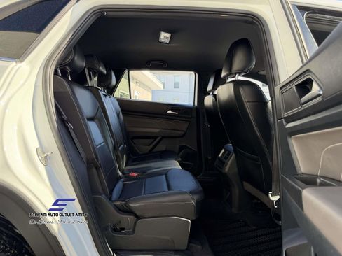 Used 2022 Volkswagen Atlas Cross Sport SE AWD/4WD image 20