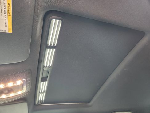 Certified 2022 Mercedes-Benz GLE 350 image 25