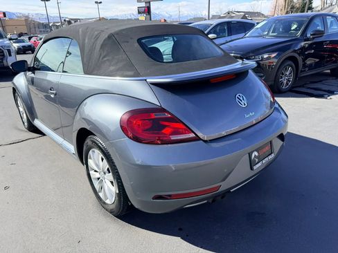 Used 2018 Volkswagen Beetle 2.0T SE image 6