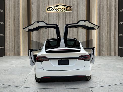 Used 2023 Tesla Model X AWD/4WD image 28