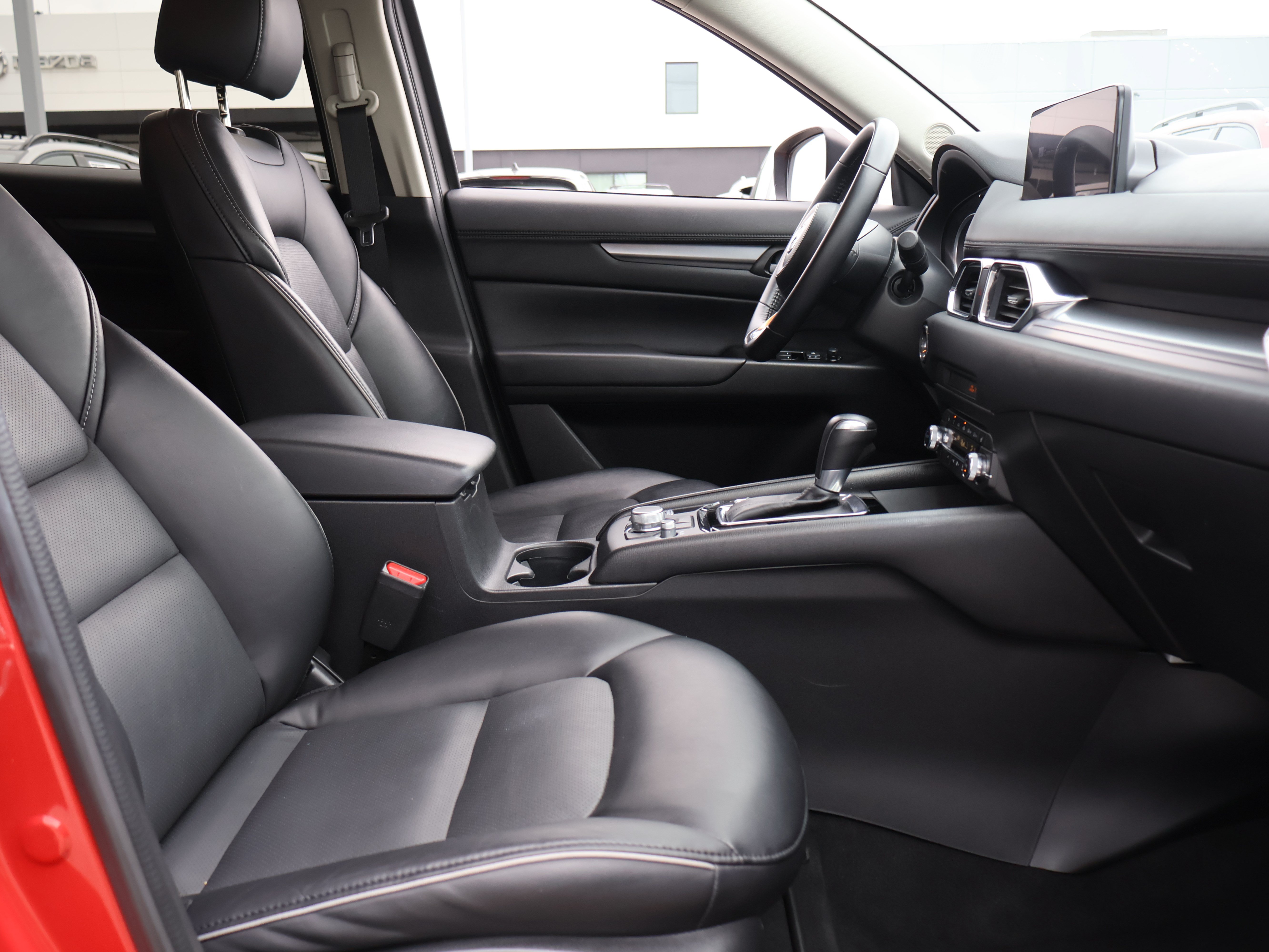 Used 2025 MAZDA CX-5 AWD 2.5 S w/ Select Package image 8
