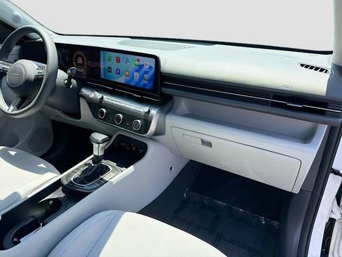 Certified 2025 Hyundai Kona SE FWD image 27