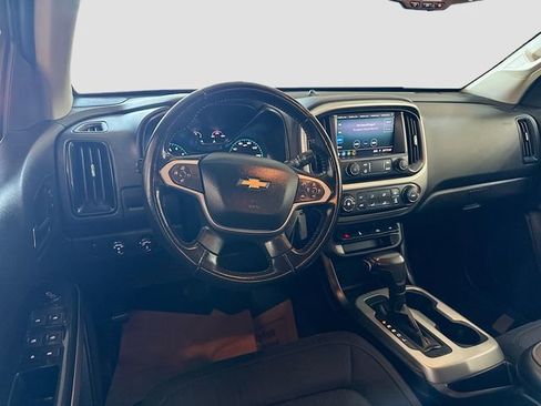 Used 2021 Chevrolet Colorado LT w/ LT Convenience Package image 21