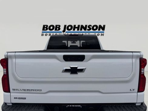 Used 2022 Chevrolet Silverado 1500 LT Trail Boss w/ Convenience Package II AWD/4WD image 13