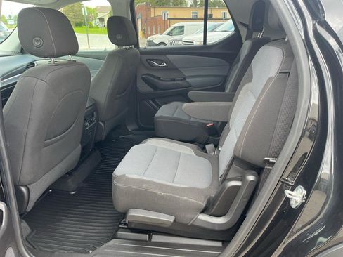 Used 2018 Chevrolet Traverse LT AWD/4WD image 14