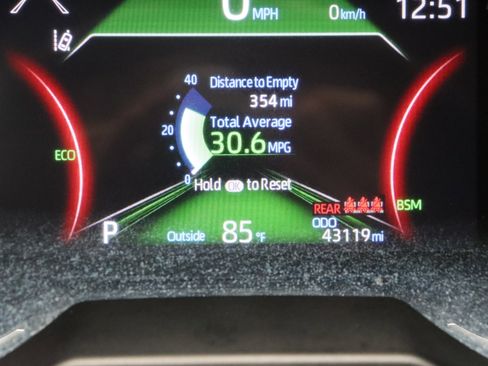 Certified 2025 Toyota RAV4 XLE FWD image 40