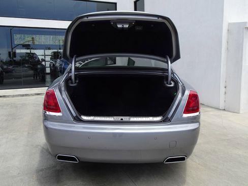 Used 2014 Rolls-Royce Wraith RWD image 6