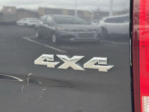 Used 2015 RAM 2500 Tradesman w/ Chrome Appearance Group image 21