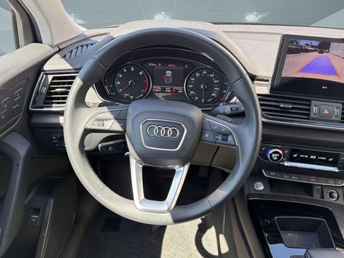 Used 2024 Audi Q5 2.0T Premium w/ Convenience Package AWD/4WD image 17