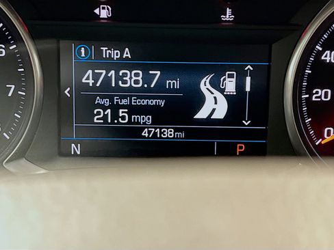 Used 2018 GMC Terrain Denali w/ Comfort Package image 8