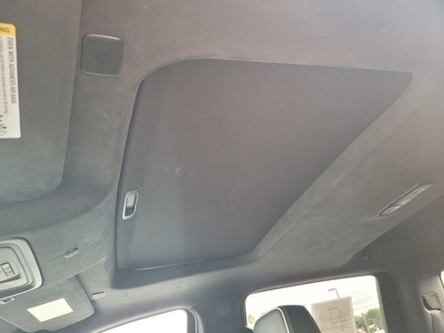 Used 2022 GMC Sierra 1500 AT4X image 18