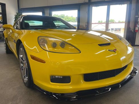 Used 2011 Chevrolet Corvette Grand Sport w/ Preferred Equipment Group RWD image 21
