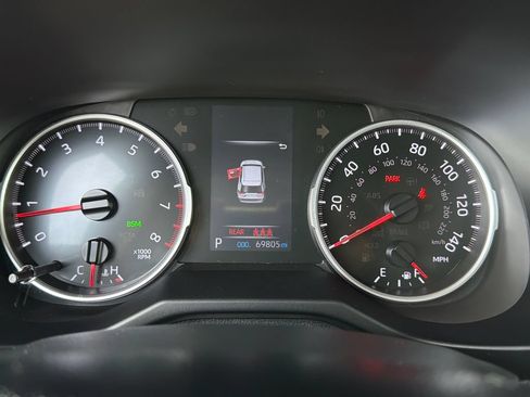 Used 2021 Toyota RAV4 XLE w/ Convenience Package AWD/4WD image 26