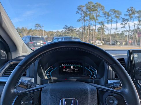 Used 2018 Honda Odyssey Touring image 34