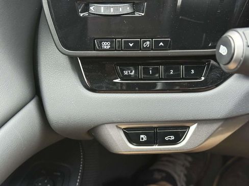 Used 2023 Lexus RX 350 Premium image 21