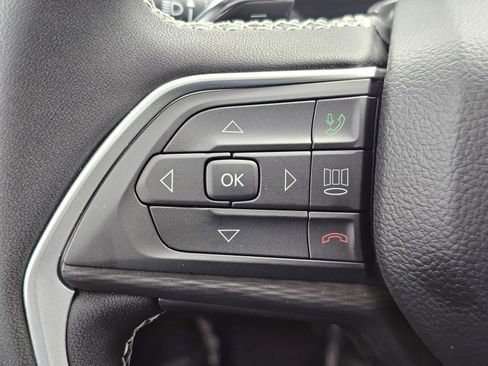 New 2025 Jeep Grand Cherokee Laredo X image 17