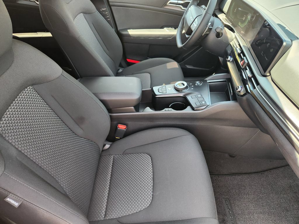 New 2027 Kia Sportage S FWD image 10