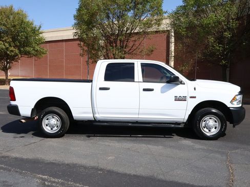Used 2018 RAM 2500 Tradesman w/ Popular Equipment Group RWD image 28