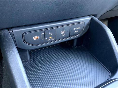 Used 2025 Kia K4 FWD image 35