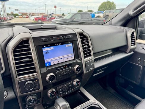 Used 2019 Ford F150 Raptor w/ Equipment Group 802A Luxury AWD/4WD image 19