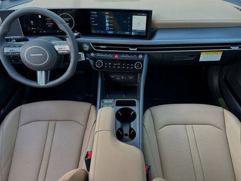 New 2025 Hyundai Sonata Limited image 16