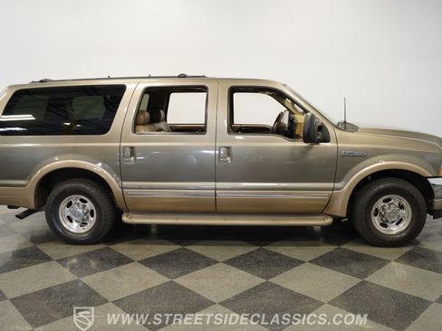 Used 2002 Ford Excursion Limited RWD image 15