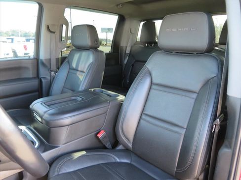 Used 2020 GMC Sierra 2500 Denali w/ Denali Ultimate Package image 20