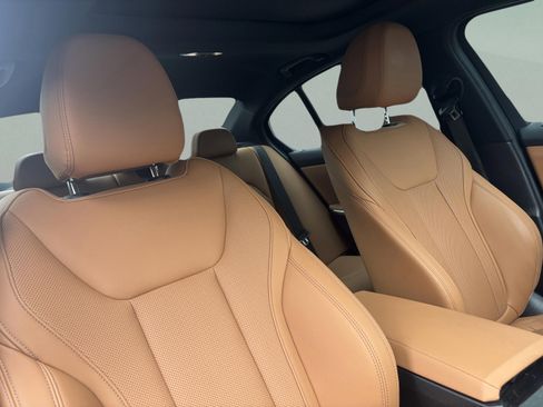 Certified 2024 BMW 330i Sedan w/ Convenience Package image 23