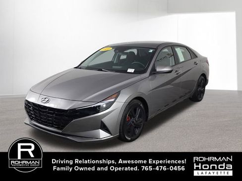 Used 2021 Hyundai Elantra SEL w/ Cargo Package image 10