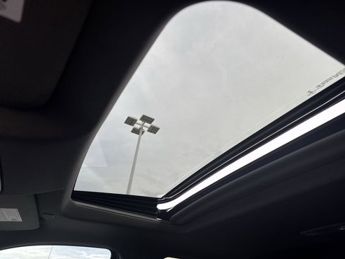 Certified 2023 GMC Sierra 1500 SLT w/ SLT Premium Package image 19