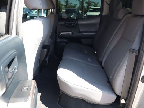 Used 2016 Toyota Tacoma SR5 image 36