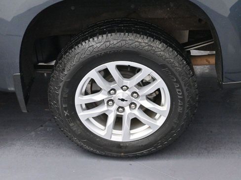 Used 2020 Chevrolet Silverado 1500 RST image 32