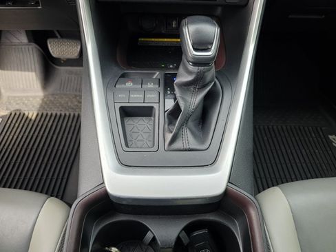 Used 2019 Toyota RAV4 Limited w/ Advanced Technology Package FWD image 67