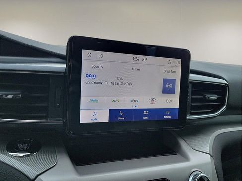 Used 2023 Ford Explorer XLT w/ Equipment Group 202A image 16