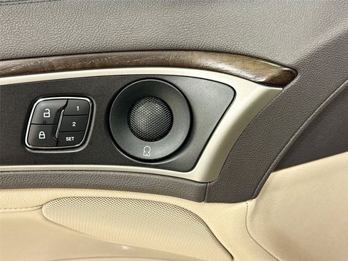 Used 2020 Lincoln MKZ Reserve w/ Elements Package AWD/4WD image 19
