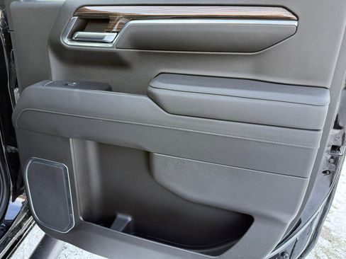 Used 2023 Chevrolet Silverado 1500 LT Trail Boss w/ Protection Package image 35