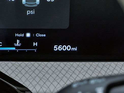 Certified 2026 Genesis GV80 3.5T Prestige image 21