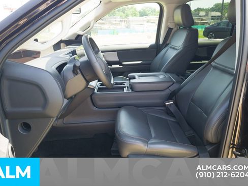 Used 2025 Ford Expedition Max Active AWD/4WD image 16