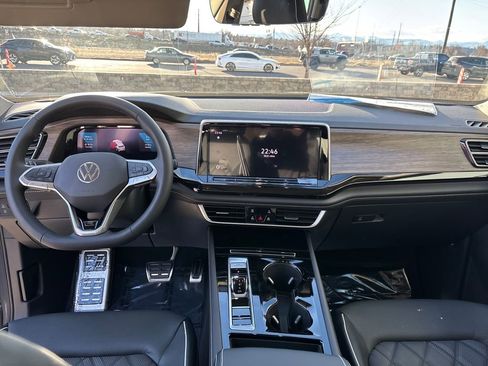 New 2026 Volkswagen Atlas SEL Premium R-Line AWD/4WD image 12
